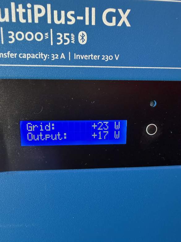 Victron displayet i garasjen