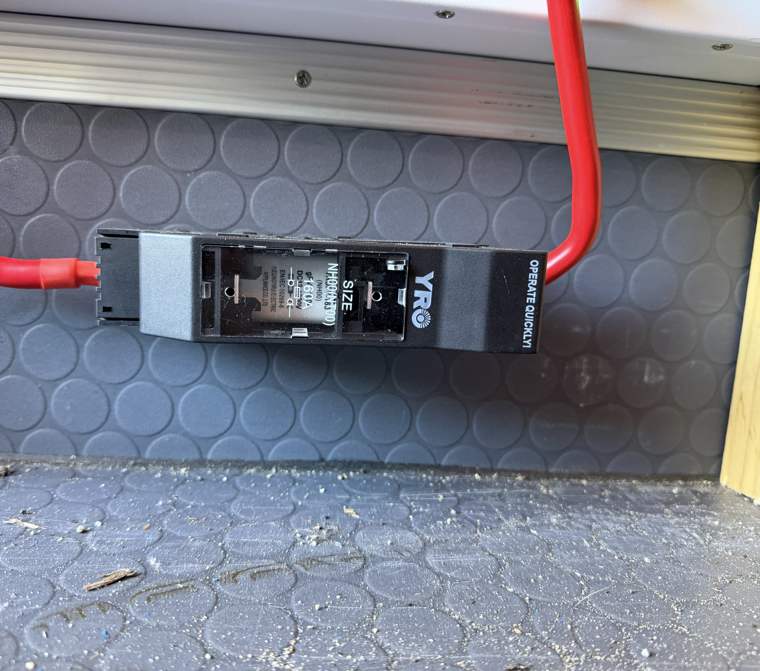 DC hovedsikring for batteriet